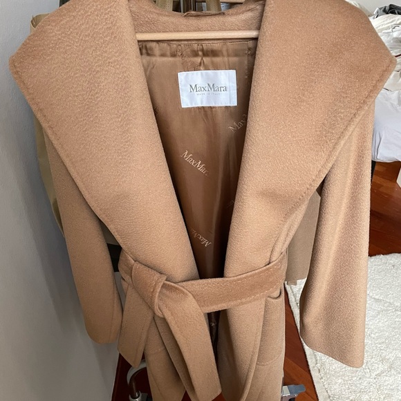 MaxMara Jackets & Blazers - Max Mara Rialto Hooded Coat in classic camel